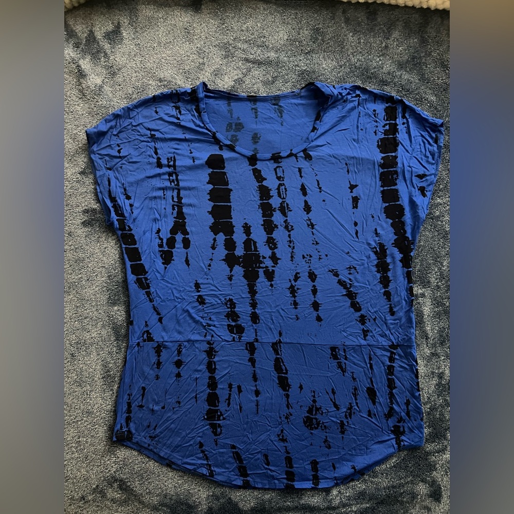 Chic Blue and Black Women's Short Sleeve Top Size M-L